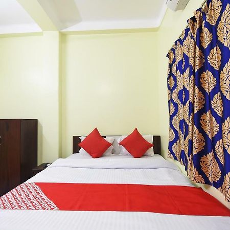 Oyo 43461 Atithya Guest House Sri Niketan Buitenkant foto