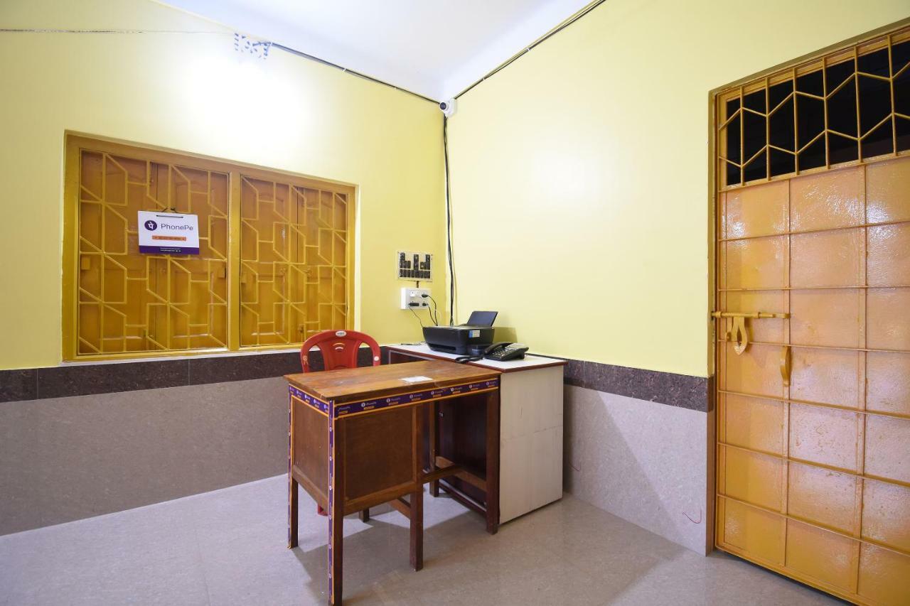 Oyo 43461 Atithya Guest House Sri Niketan Buitenkant foto
