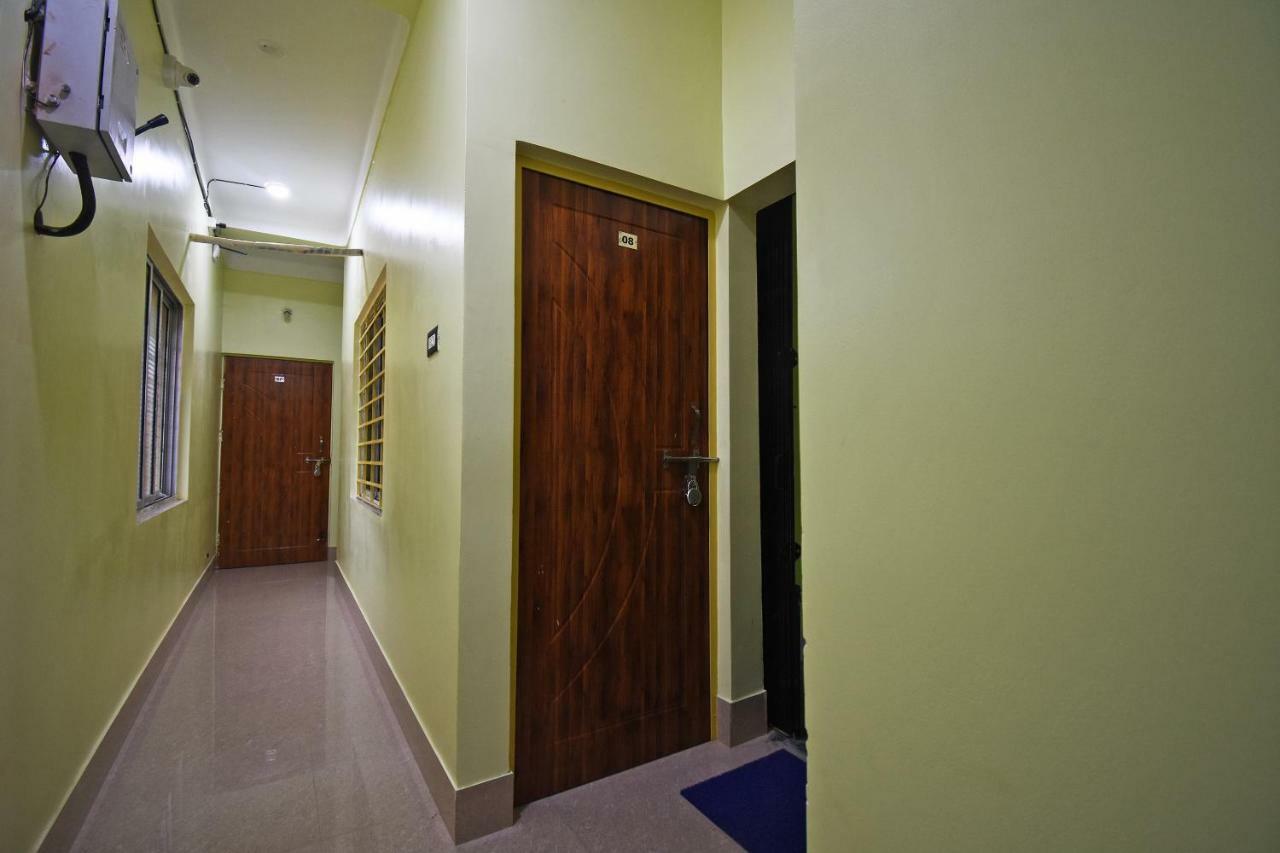 Oyo 43461 Atithya Guest House Sri Niketan Buitenkant foto