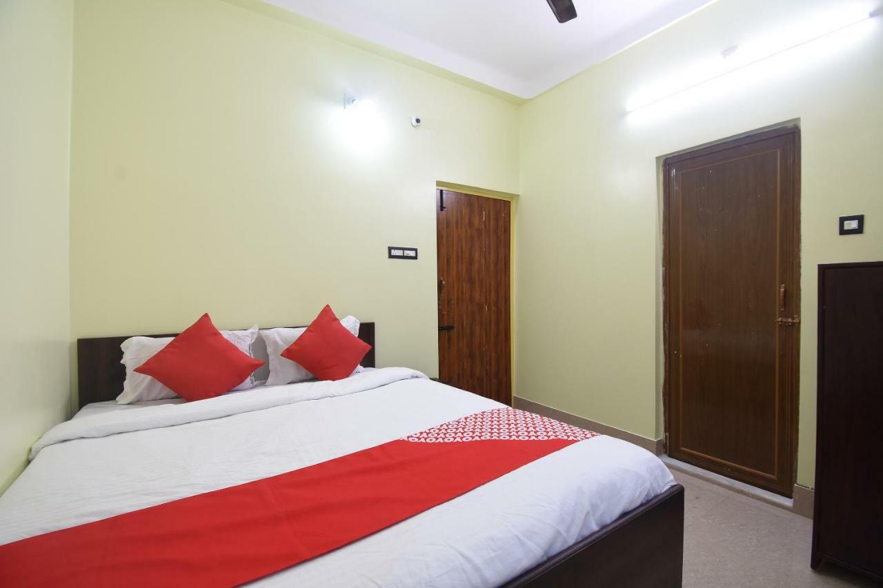 Oyo 43461 Atithya Guest House Sri Niketan Buitenkant foto